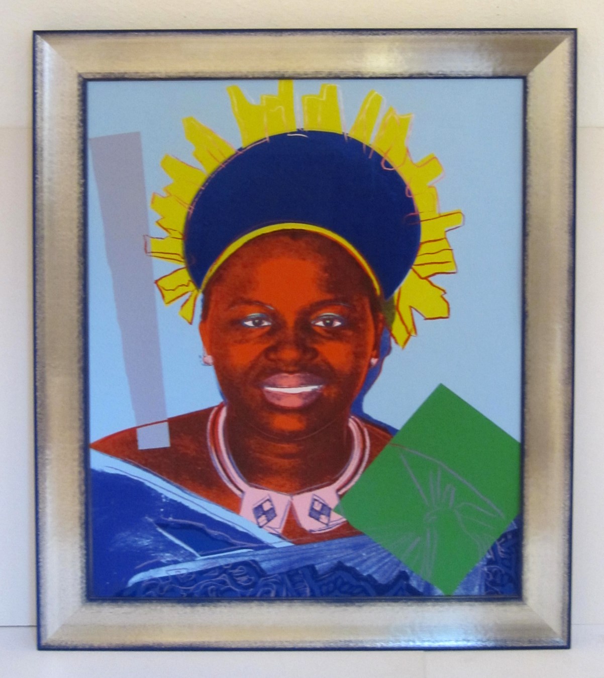 Queen Ntombi Twala of Swaziland, blau