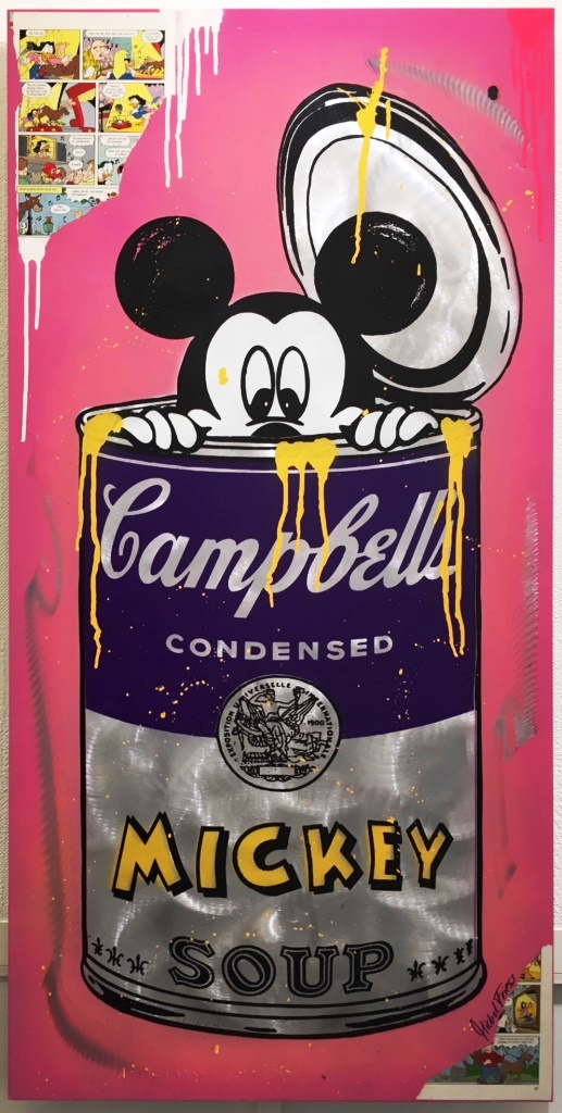 Mickey Loves Campbell
