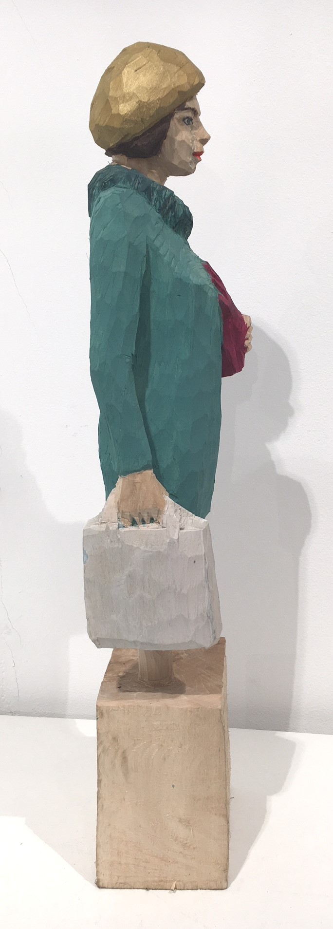 Edekafrau (1128) mit Handschuh